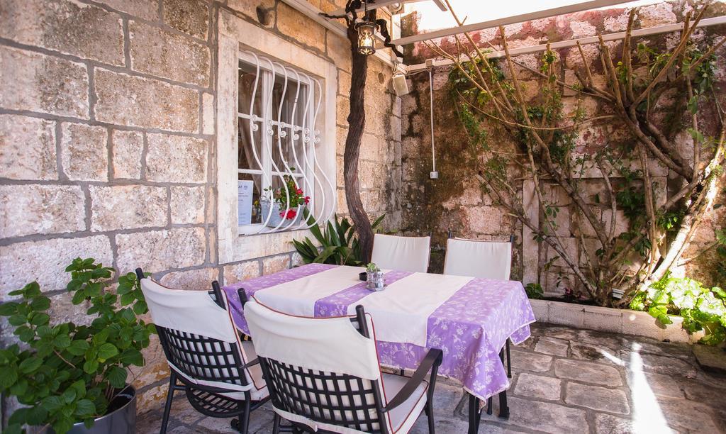 Guesthouse Mimbelli Оребич Экстерьер фото